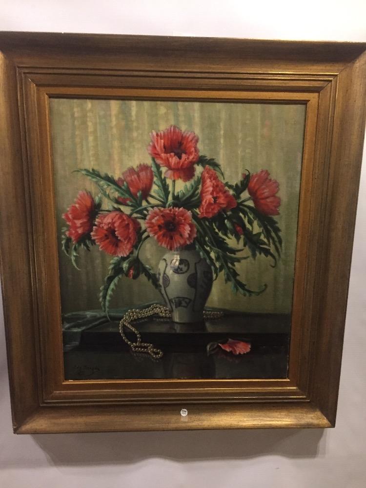 Stillife with red flowers 
