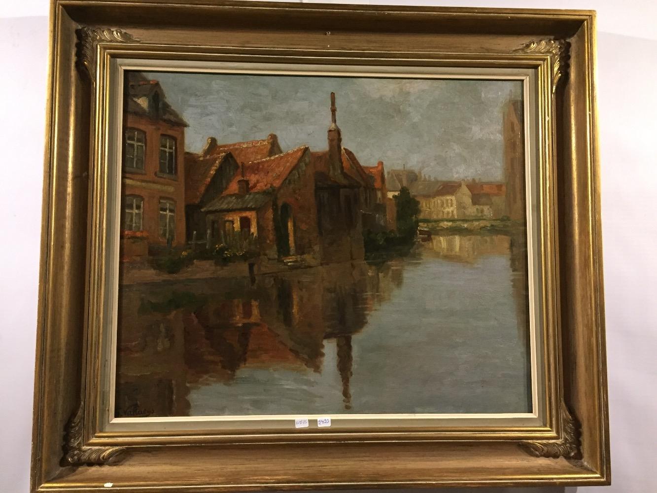 Houses at the canal in Bruges